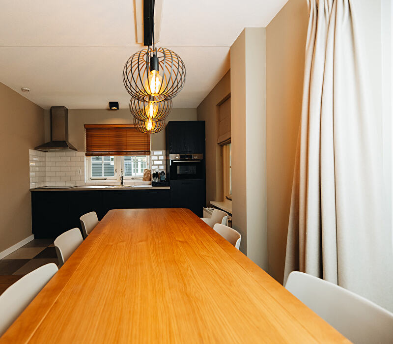 A peek into the kitchen