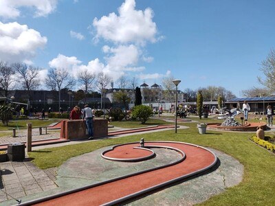 Tennis en Midgetgolf Renesse, always a successful outing!