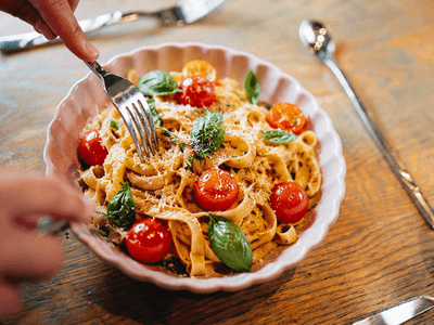 Zaterdag 16 mei: Pasta en pizza met live cooking én livemuziek 🍕